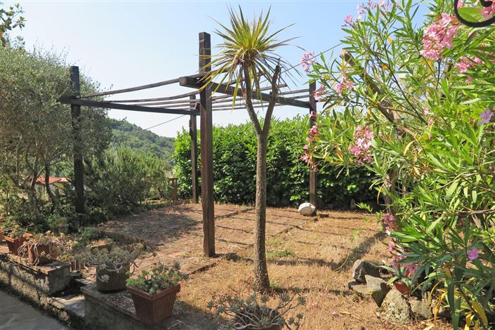 Image No.52-2 Bed Property for sale