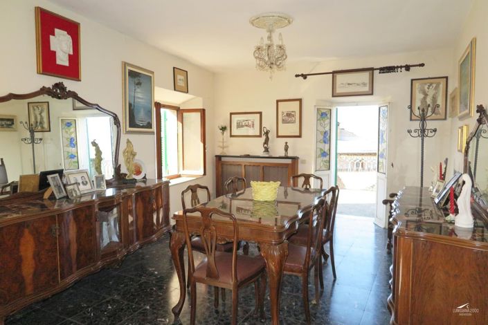 Image No.23-Propriété de 8 chambres à vendre à Fivizzano