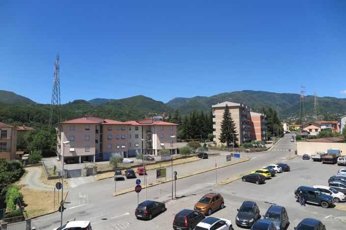 Image No.25-2 Bed Apartment for sale