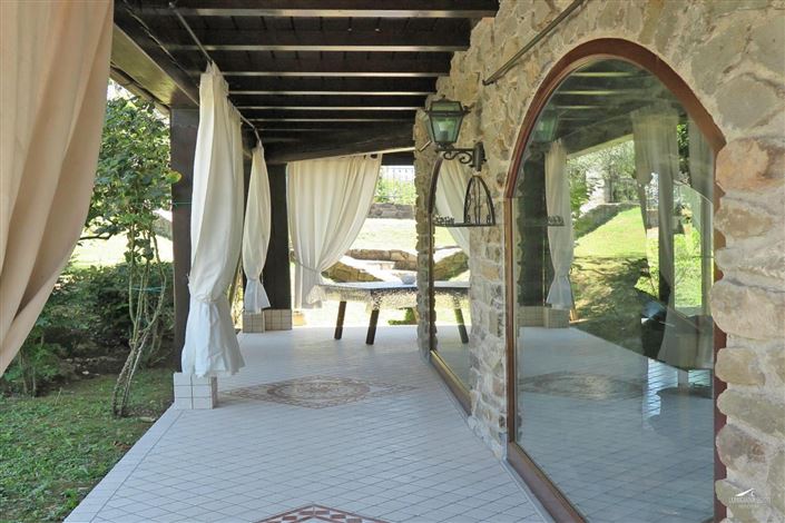 Image No.11-3 Bed Property for sale