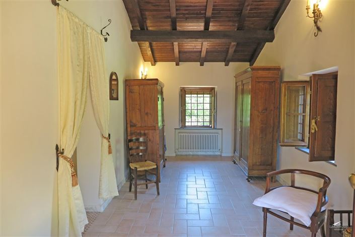 Image No.33-3 Bed Property for sale