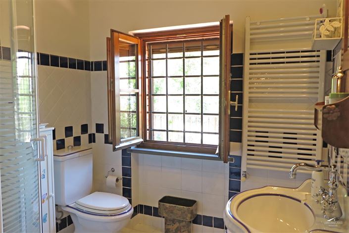 Image No.39-3 Bed Property for sale