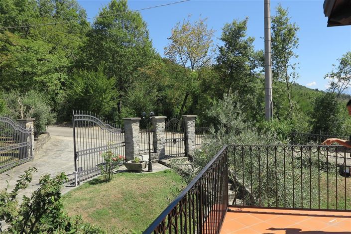 Image No.40-3 Bed Property for sale