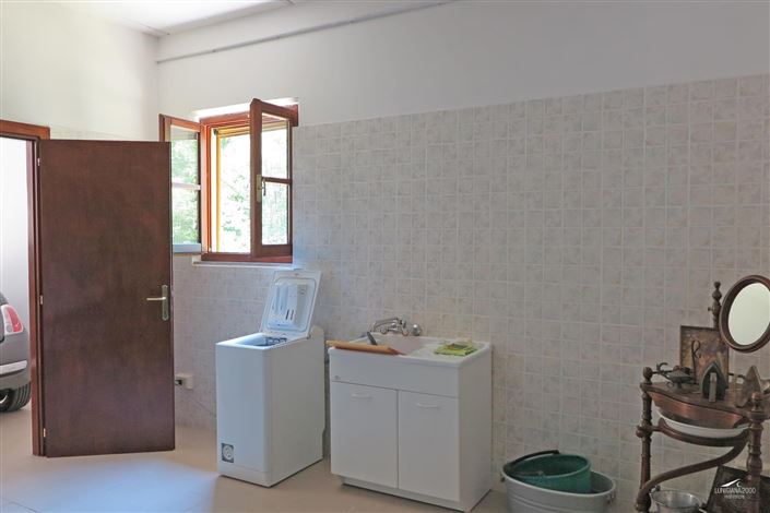 Image No.48-3 Bed Property for sale