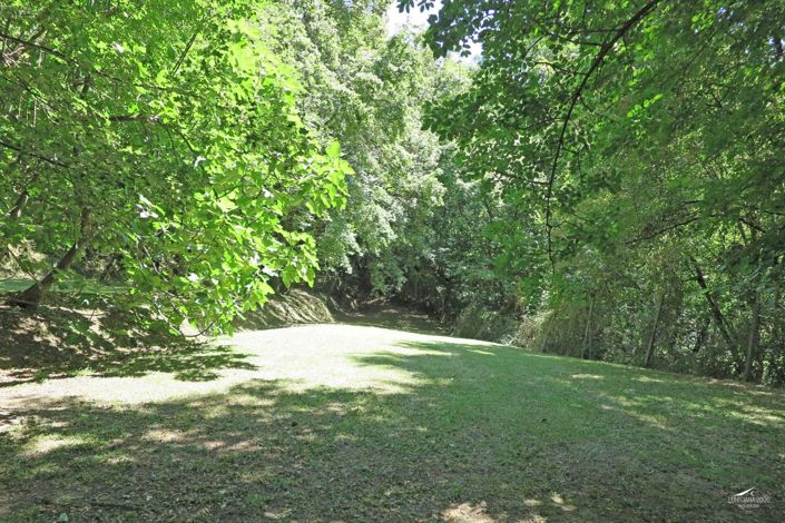 Image No.63-3 Bed Property for sale