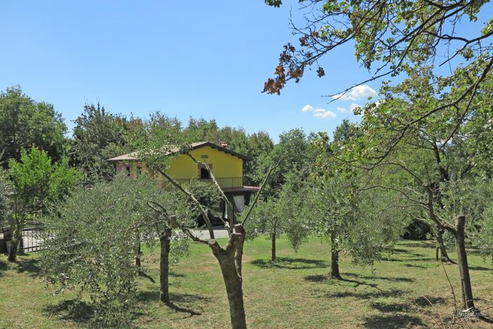 Image No.64-Propriété de 3 chambres à vendre à Bagnone