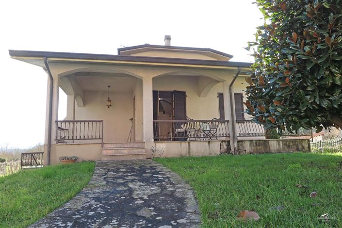 Image No.3-4 Bed Property for sale