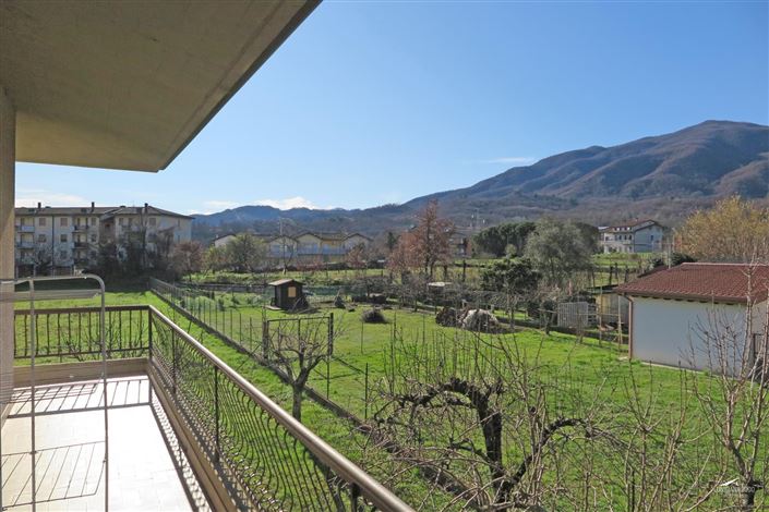 Image No.36-4 Bed Property for sale