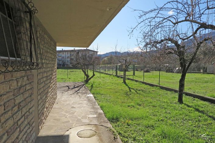 Image No.58-4 Bed Property for sale