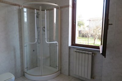 16761026795ugdvj5zgcvfnv