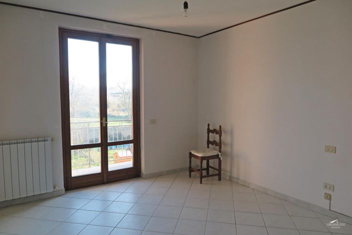 Image No.27-3 Bed Property for sale