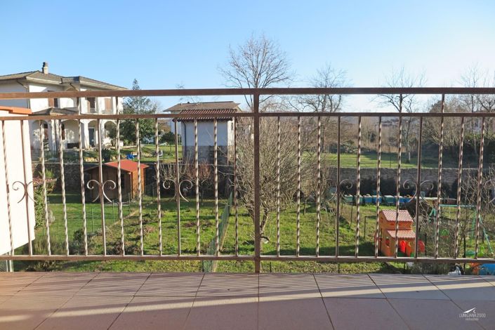 Image No.29-3 Bed Property for sale