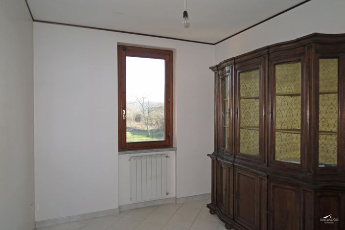 Image No.32-3 Bed Property for sale