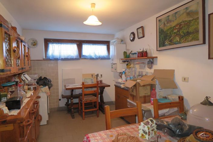 Image No.39-3 Bed Property for sale