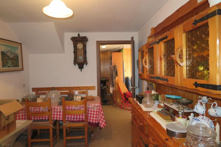 Image No.40-3 Bed Property for sale