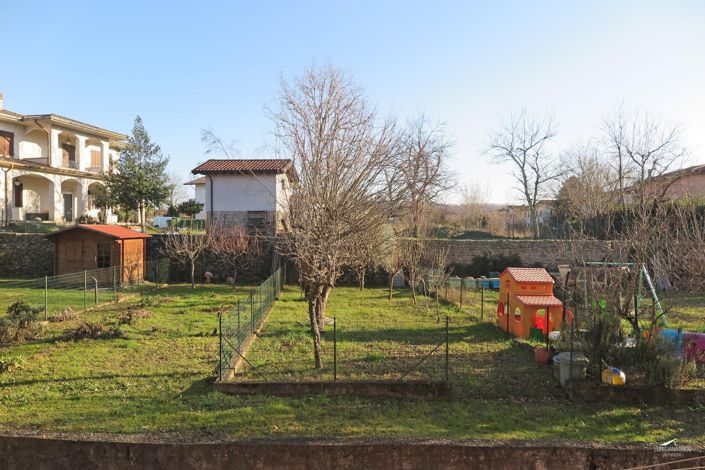 Image No.46-3 Bed Property for sale