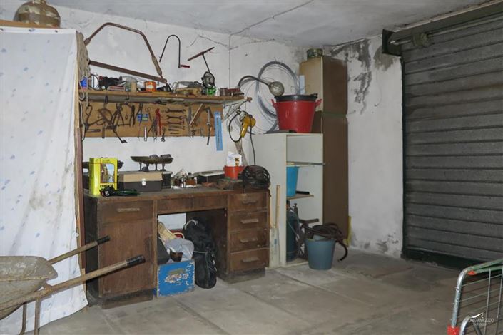 Image No.20-4 Bed Property for sale