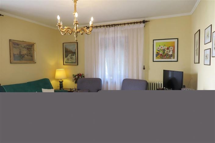 Image No.6-4 Bed Property for sale