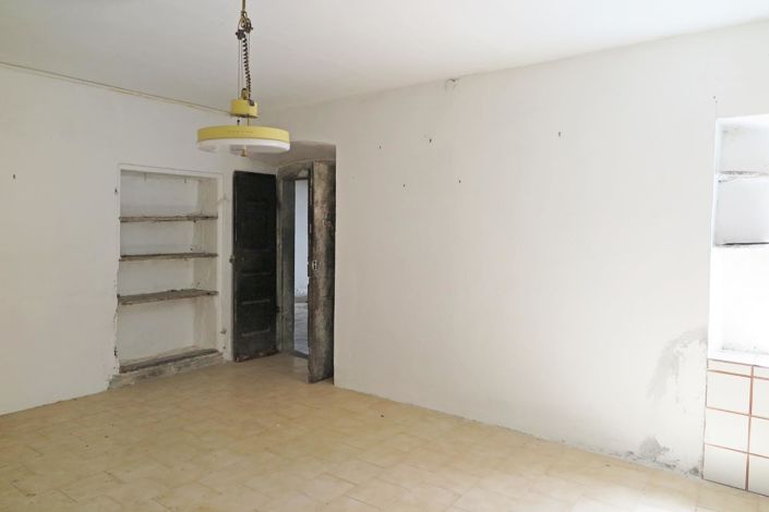 Image No.11-4 Bed Village House for sale