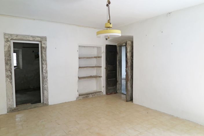 Image No.12-4 Bed Village House for sale