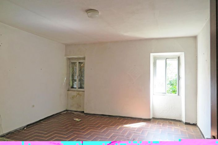 Image No.28-4 Bed Village House for sale