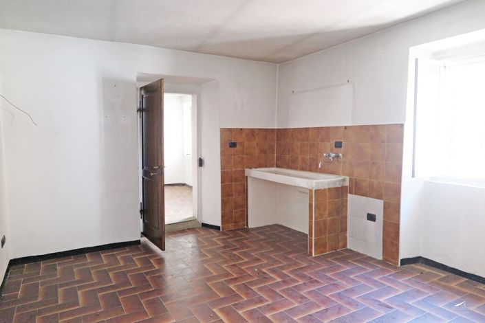 Image No.36-4 Bed Village House for sale