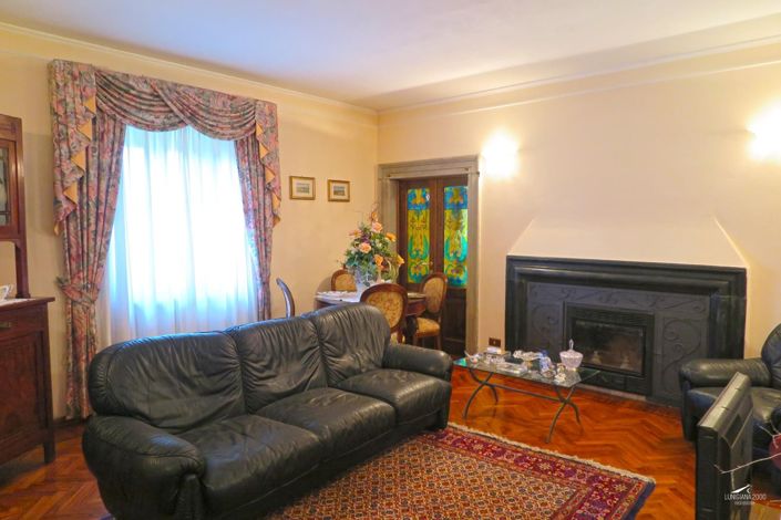 Image No.34-4 Bed Farmhouse for sale