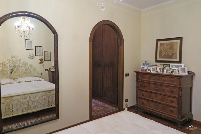 Image No.46-4 Bed Farmhouse for sale