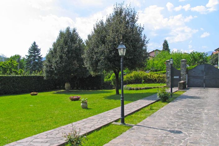 Image No.5-4 Bed Farmhouse for sale