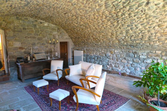 Image No.6-4 Bed Farmhouse for sale