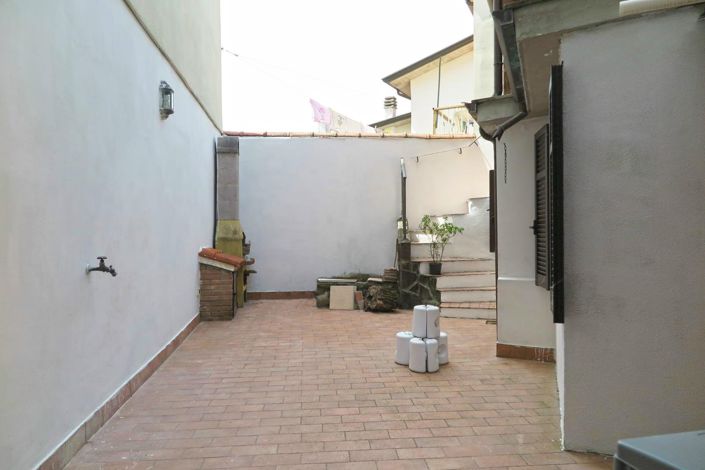 Image No.8-Propriété de 2 chambres à vendre à Fivizzano