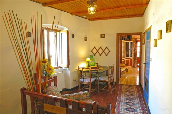 Image No.15-4 Bed Property for sale