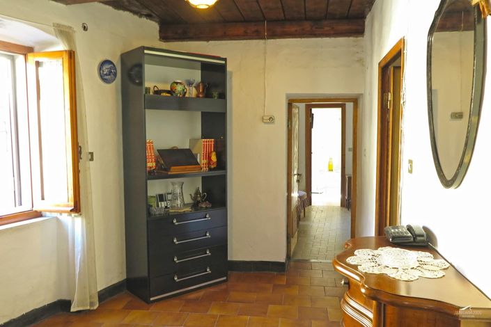 Image No.7-4 Bed Property for sale