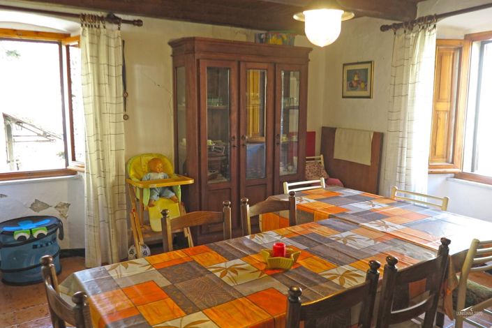 Image No.9-Propriété de 4 chambres à vendre à Casola in Lunigiana