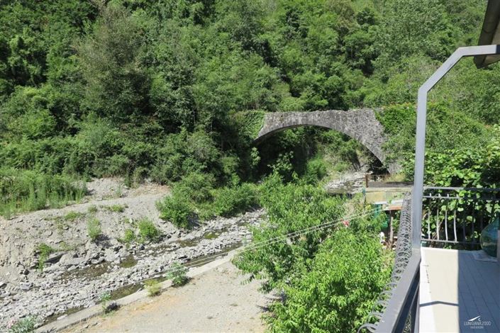 Image No.15-3 Bed Farmhouse for sale