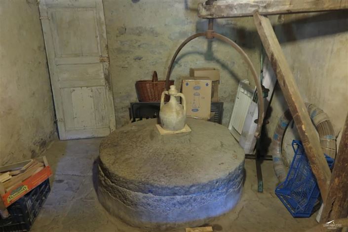 Image No.2-3 Bed Farmhouse for sale