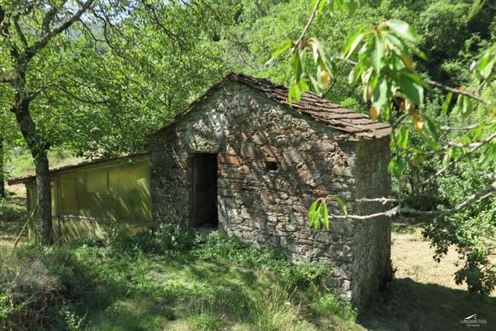 Image No.20-3 Bed Farmhouse for sale