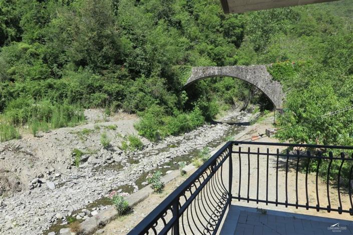 Image No.7-3 Bed Farmhouse for sale