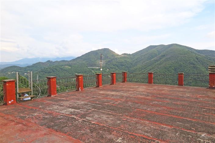 Image No.42-4 Bed Property for sale