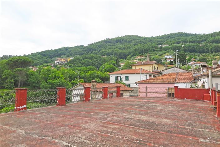 Image No.44-4 Bed Property for sale