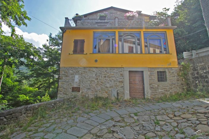 Image No.3-Propriété de 2 chambres à vendre à Fivizzano