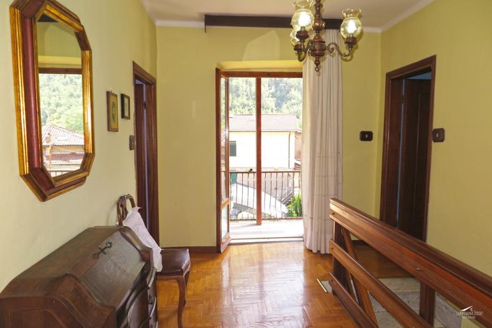 Image No.14-2 Bed Property for sale