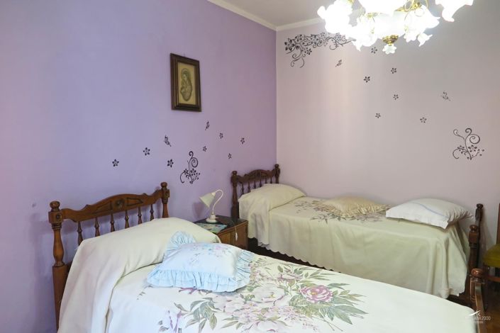 Image No.25-2 Bed Property for sale