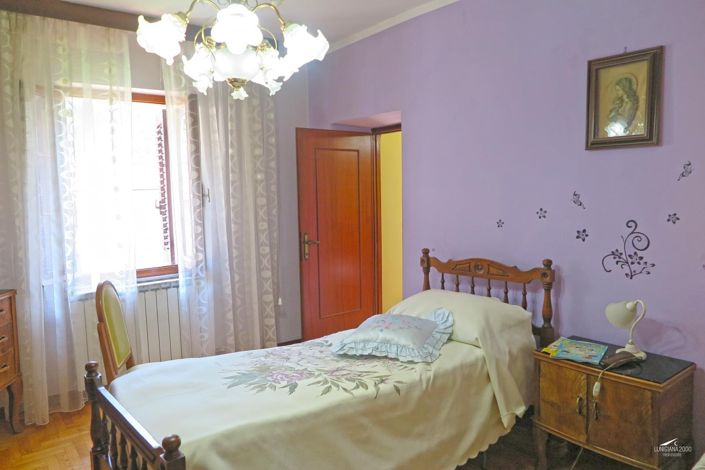 Image No.26-2 Bed Property for sale