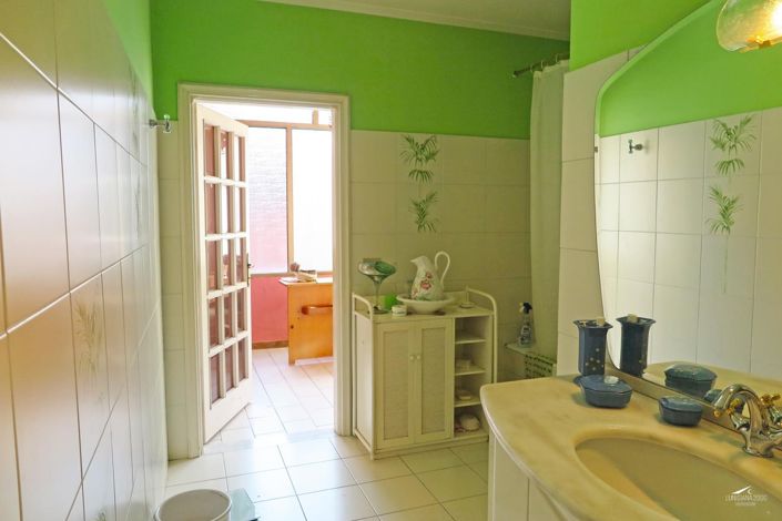 Image No.30-2 Bed Property for sale