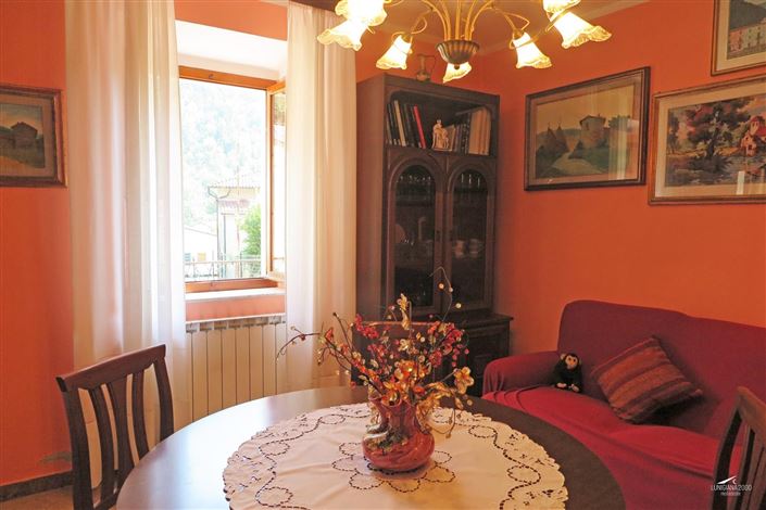 Image No.7-2 Bed Property for sale