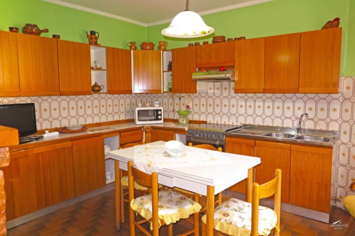 Image No.9-2 Bed Property for sale