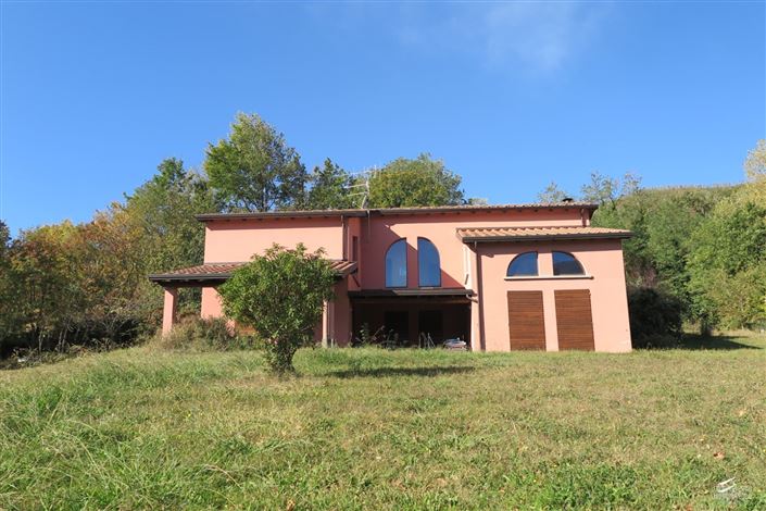Image No.1-Propriété de 3 chambres à vendre à Bagnone