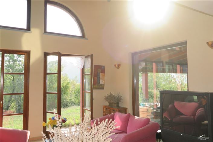 Image No.8-3 Bed Property for sale