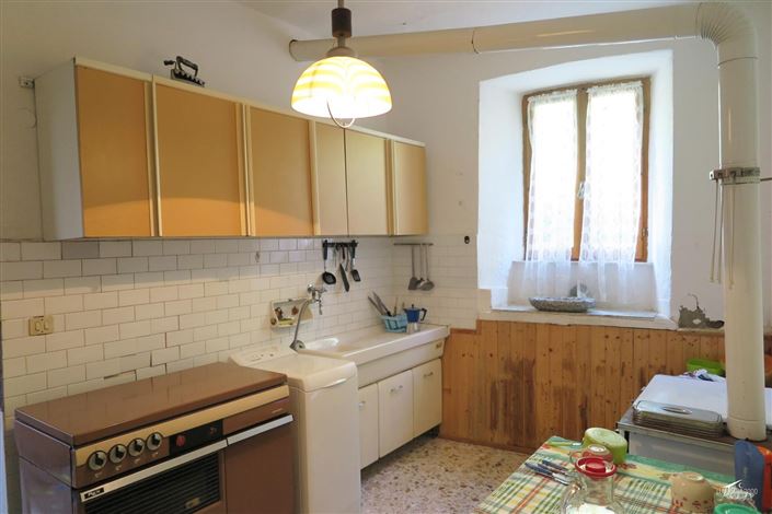 Image No.10-2 Bed Property for sale